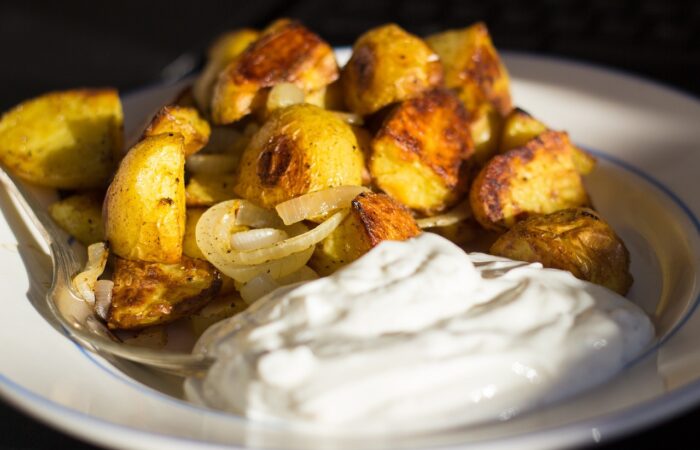 Pommes_de_terre_grenailles_au_four_:_comment_réaliser_ce_trésor_culinaire_chez_vous_?
